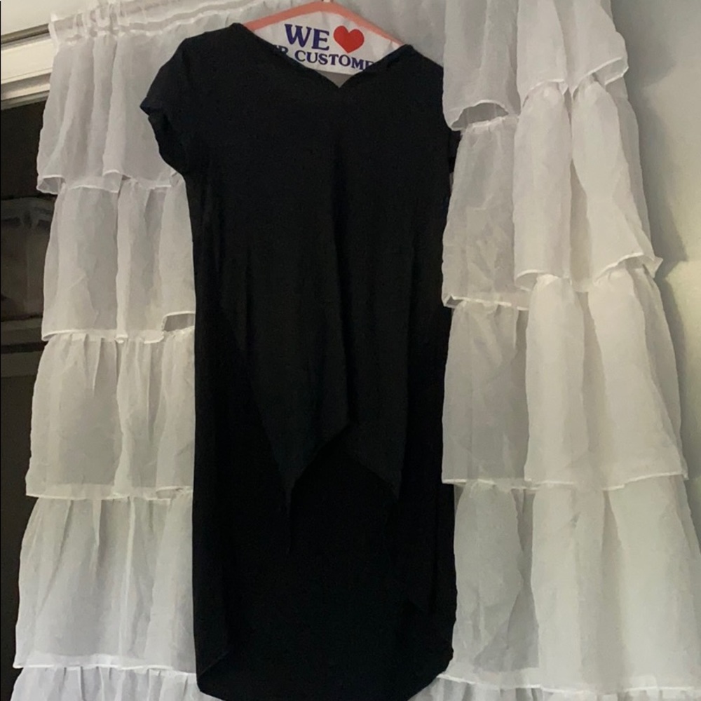 High low black tee